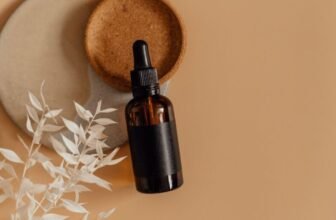 How Do You Minimize Pores With Skincare Products?