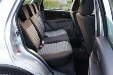 What’s the Best Way to Remove Stubborn Stains From Car Seats?